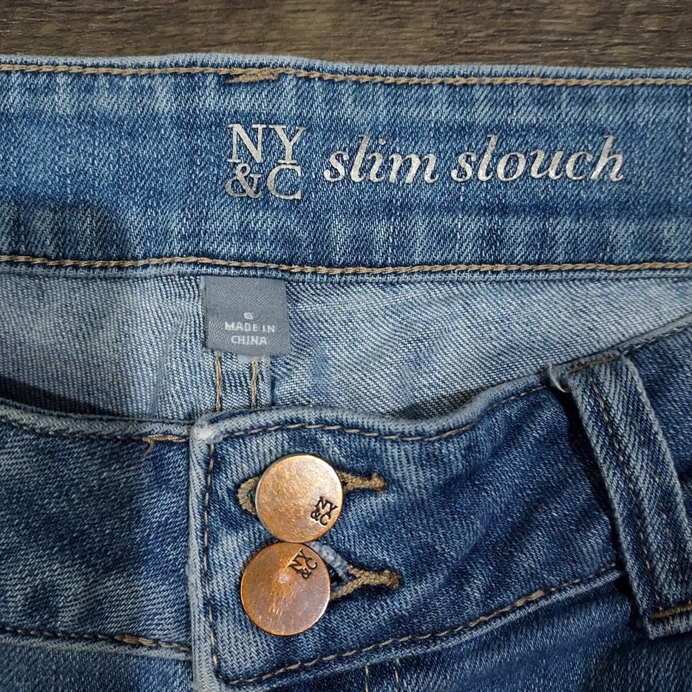 Distressed New York & Company Low-Rise Slouch Slim Leg Size 6 Blue Jeans Womens - Picture 10 of 13